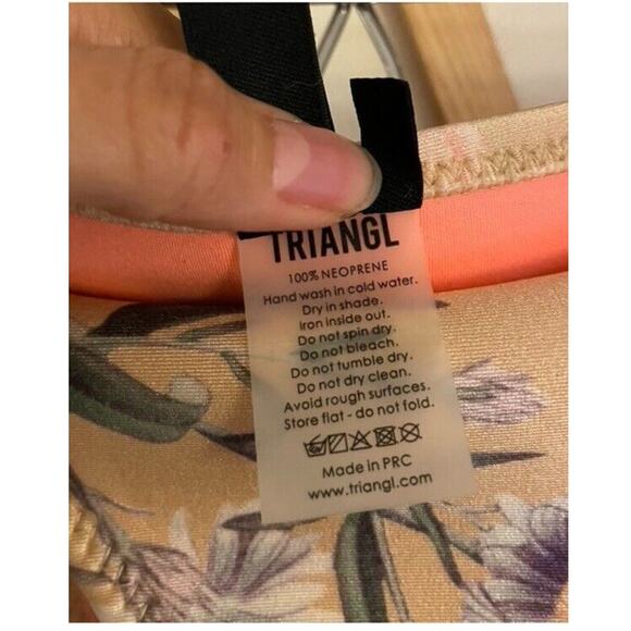 Triangl Swimwear Women's XS Bottom Peach Floral Cheeky Neoprene - Picture 5 of 5
